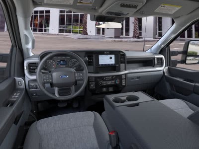 Ford Super Duty F-350 DRW Pickup XL de 2026