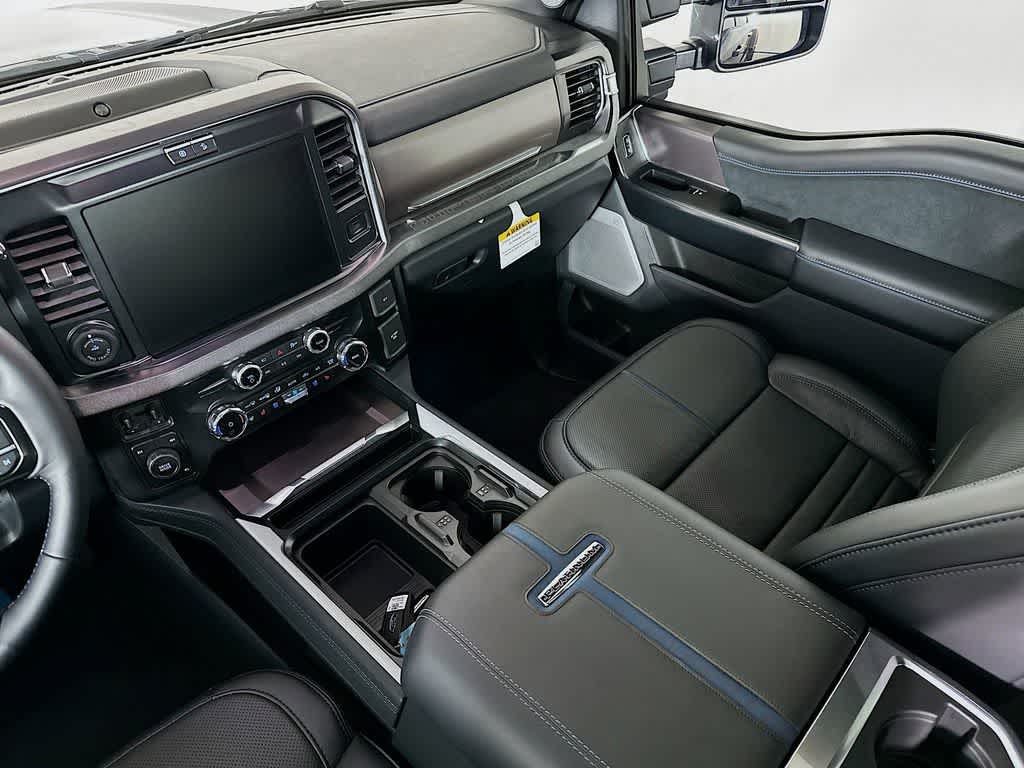 2026 Ford Super Duty F-450 DRW Platinum