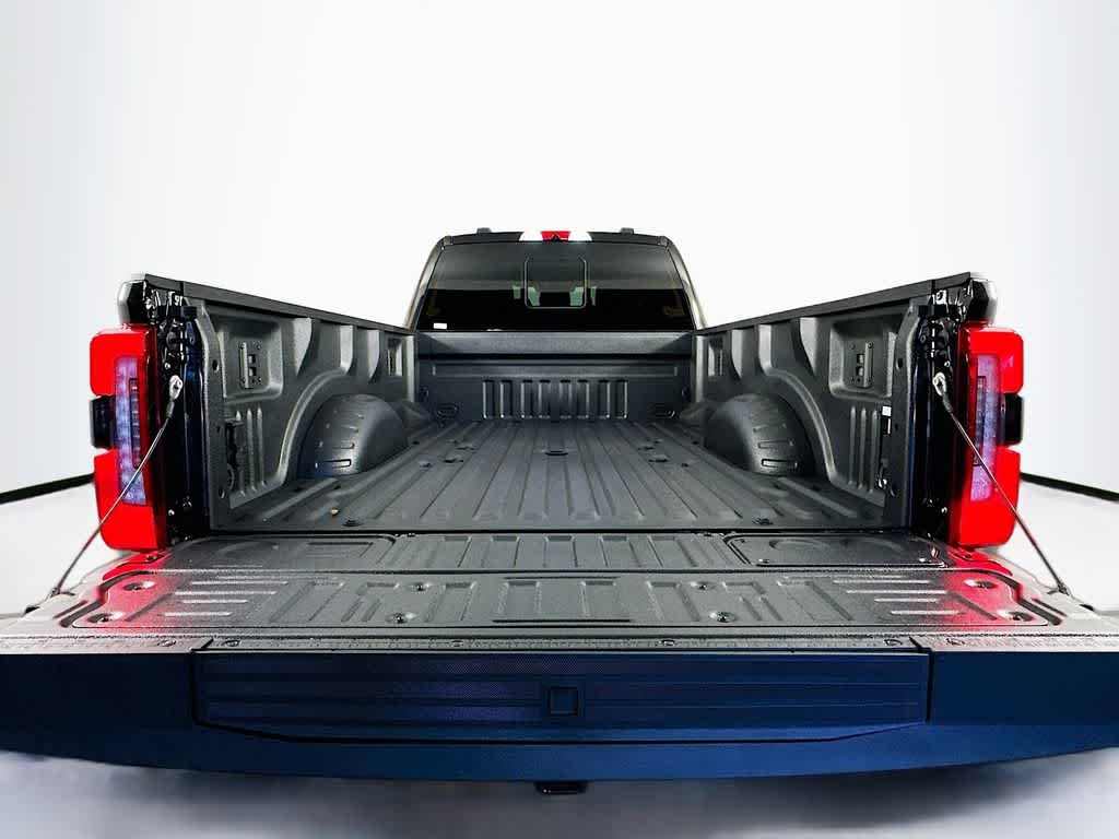 2026 Ford Super Duty F-450 DRW Platinum