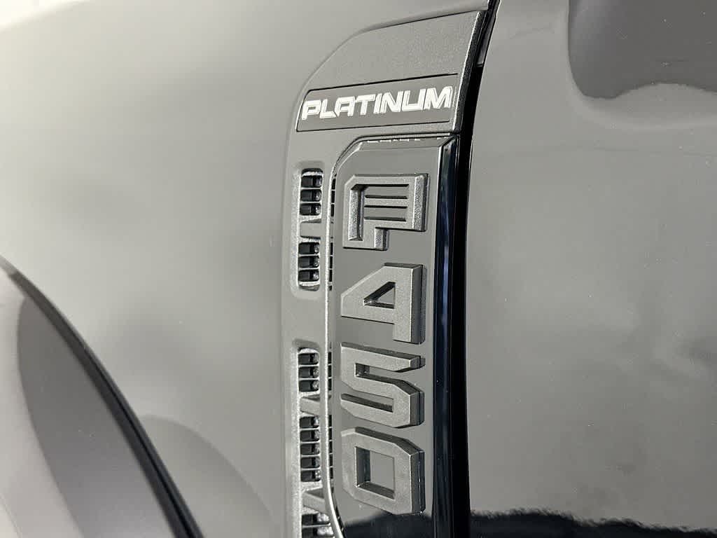 2026 Ford Super Duty F-450 DRW Platinum