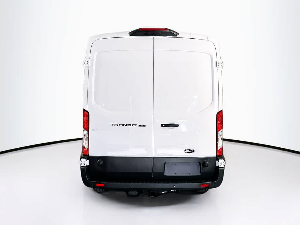 Furgoneta de carga Ford Transit 2026