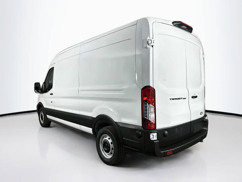 Furgoneta de carga Ford Transit 2026