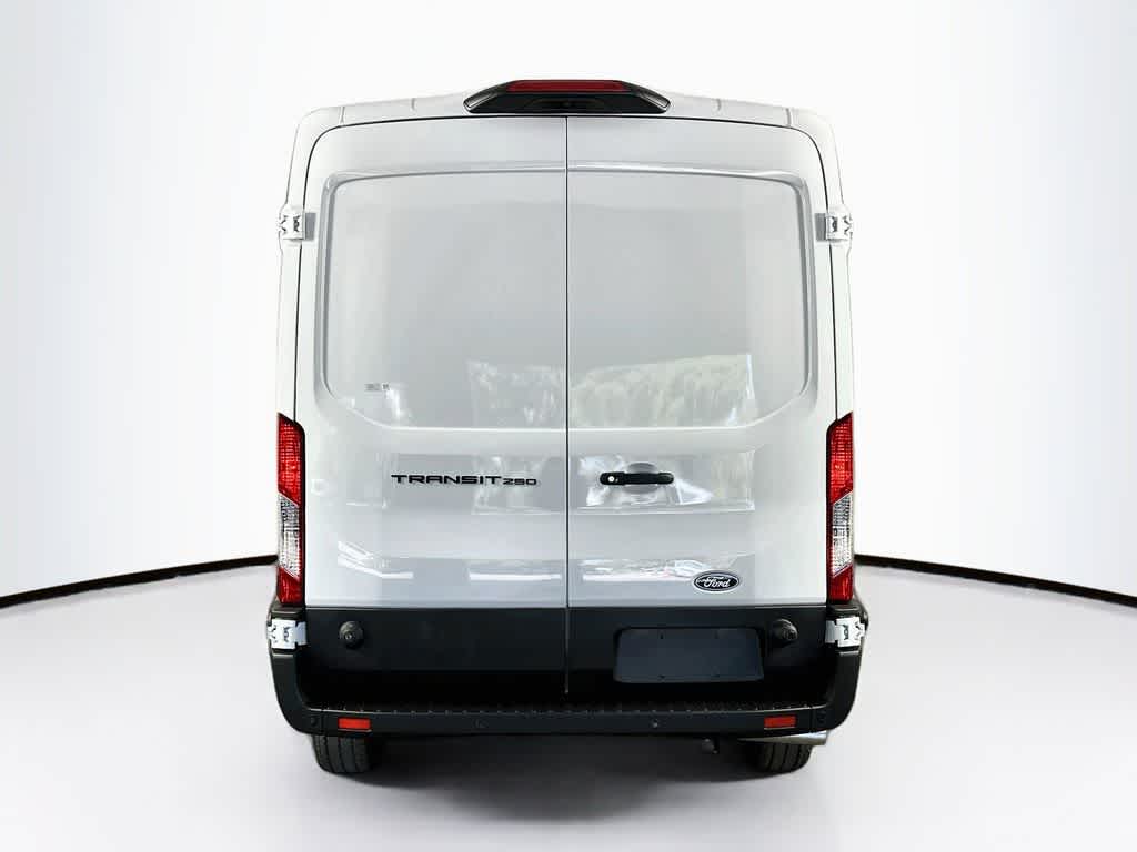 Furgoneta de carga Ford Transit 2026