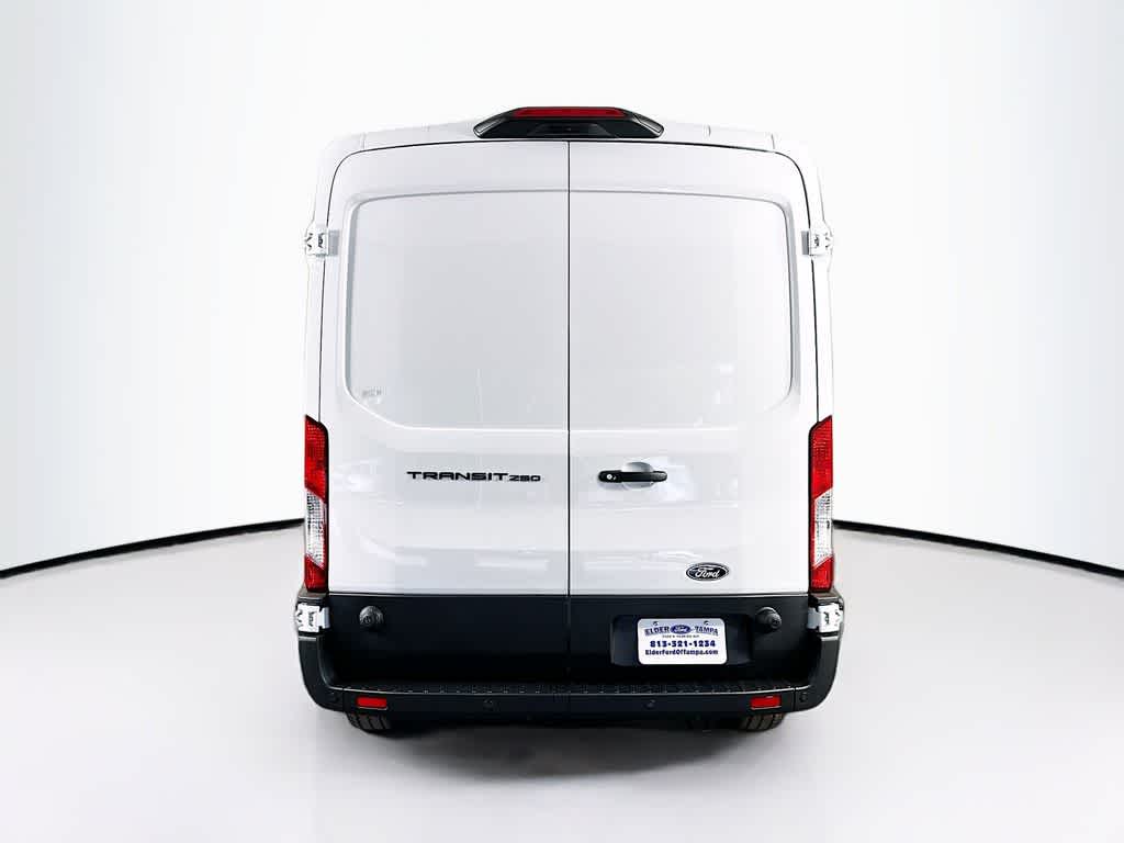 Furgoneta de carga Ford Transit 2026