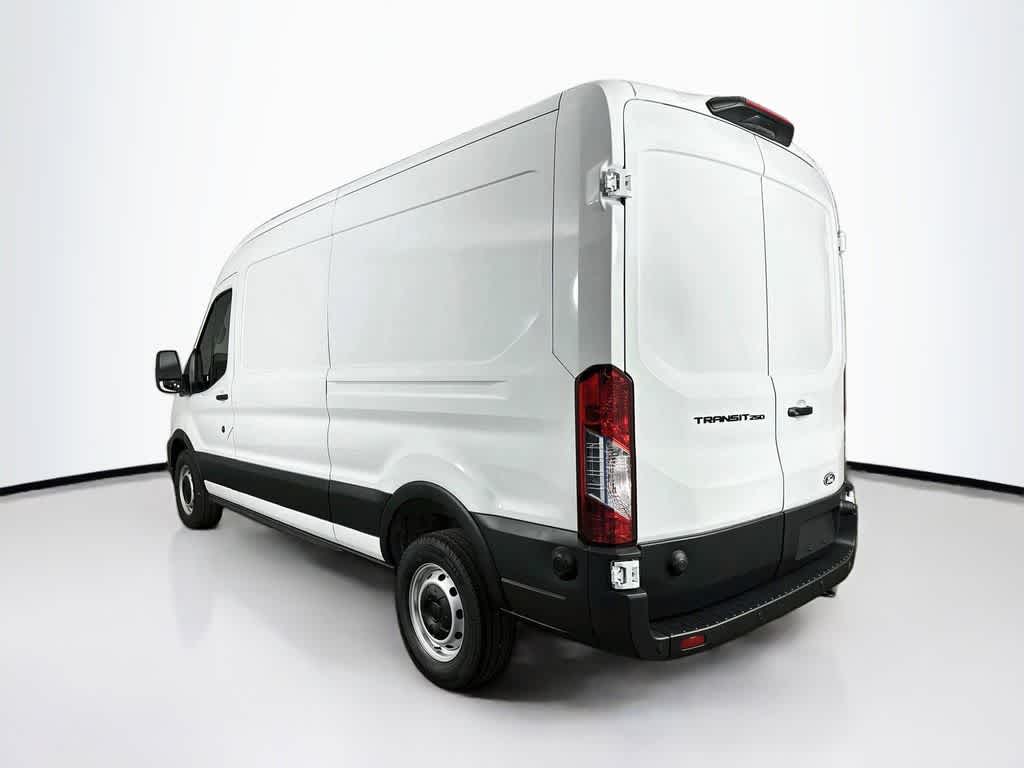 Furgoneta de carga Ford Transit 2026