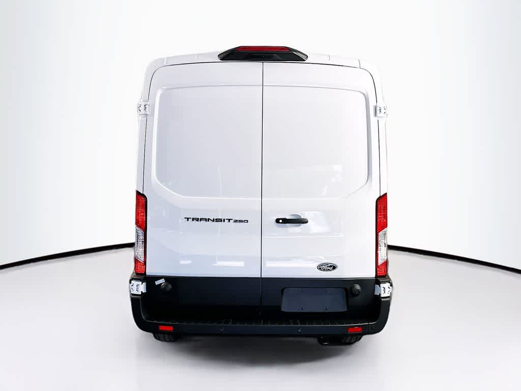 Furgoneta de carga Ford Transit 2026