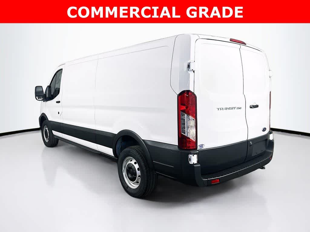 2025 Ford Transit Furgón de Carga