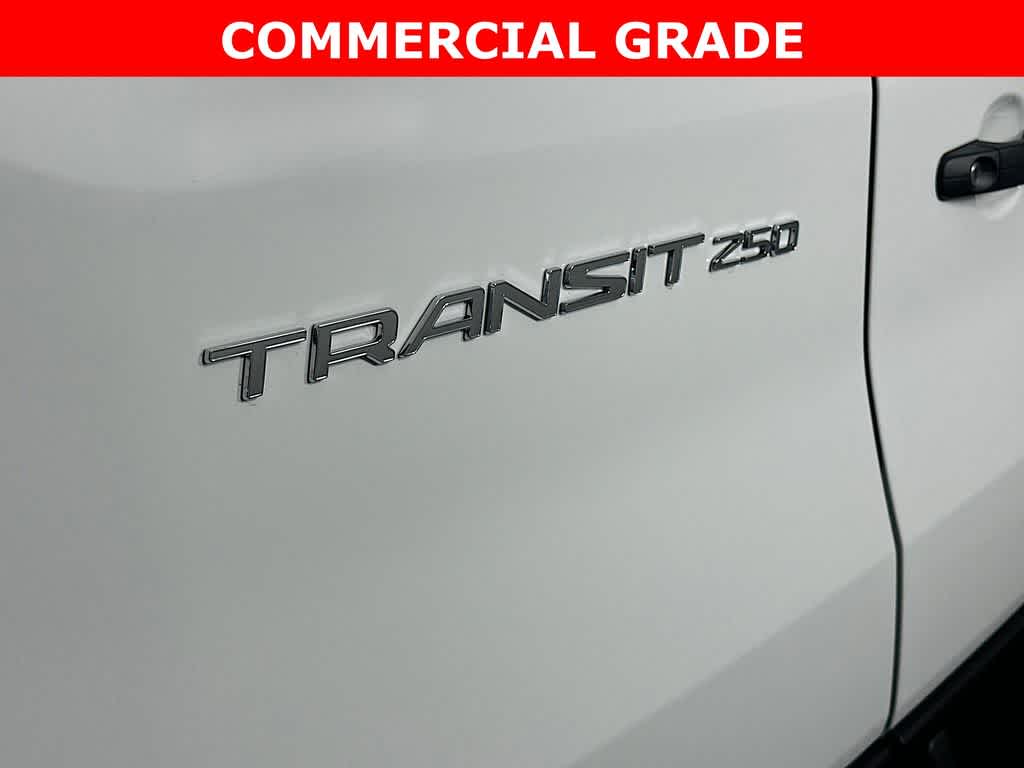 2025 Ford Transit Furgón de Carga