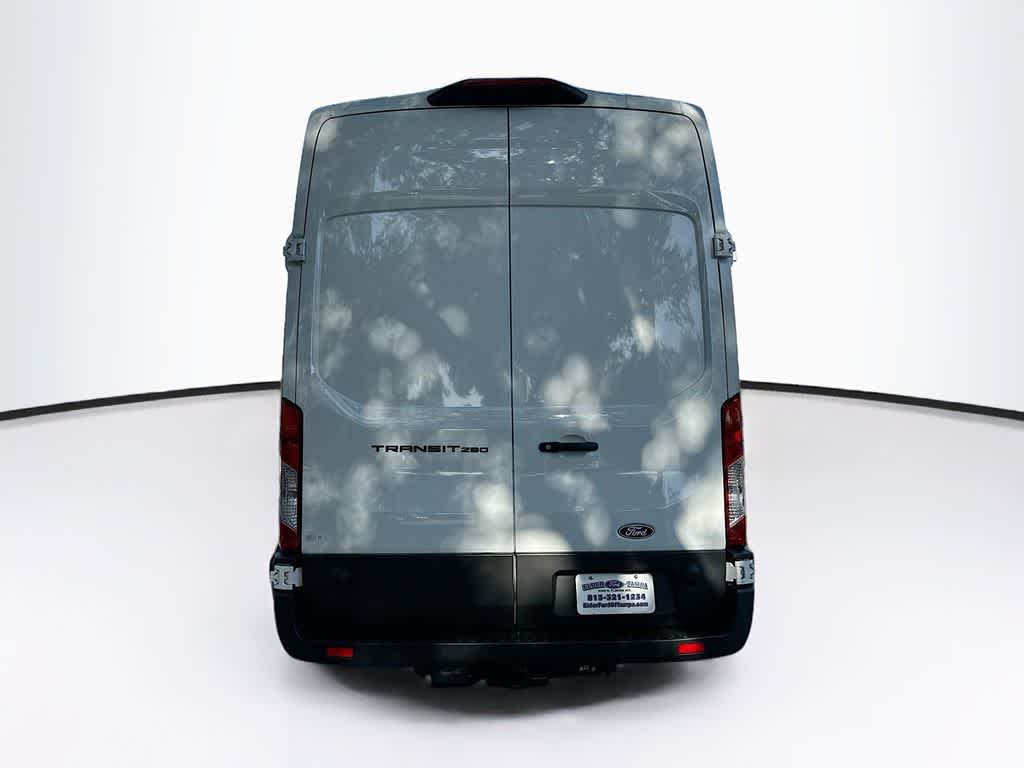 Furgoneta de carga Ford Transit 2026