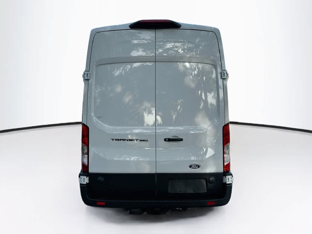 Furgoneta de carga Ford Transit 2026