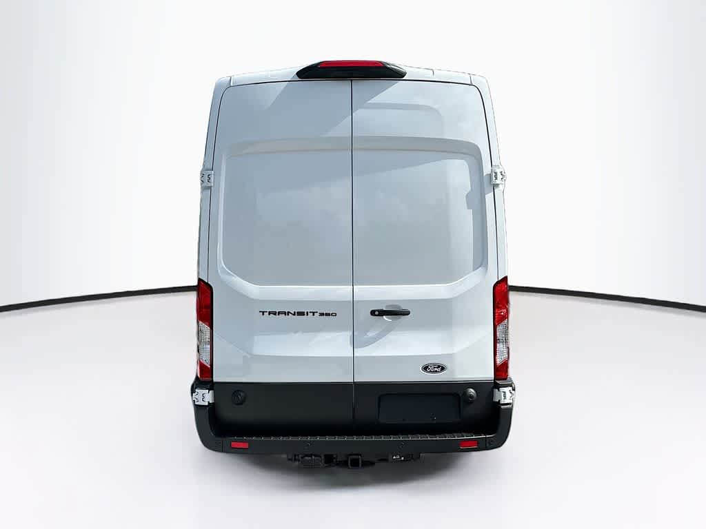 Furgoneta de carga Ford Transit 2026