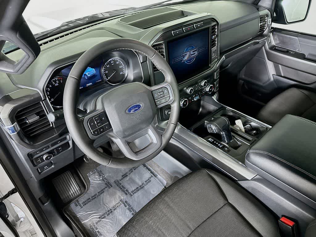 2023 Ford F-150 Base