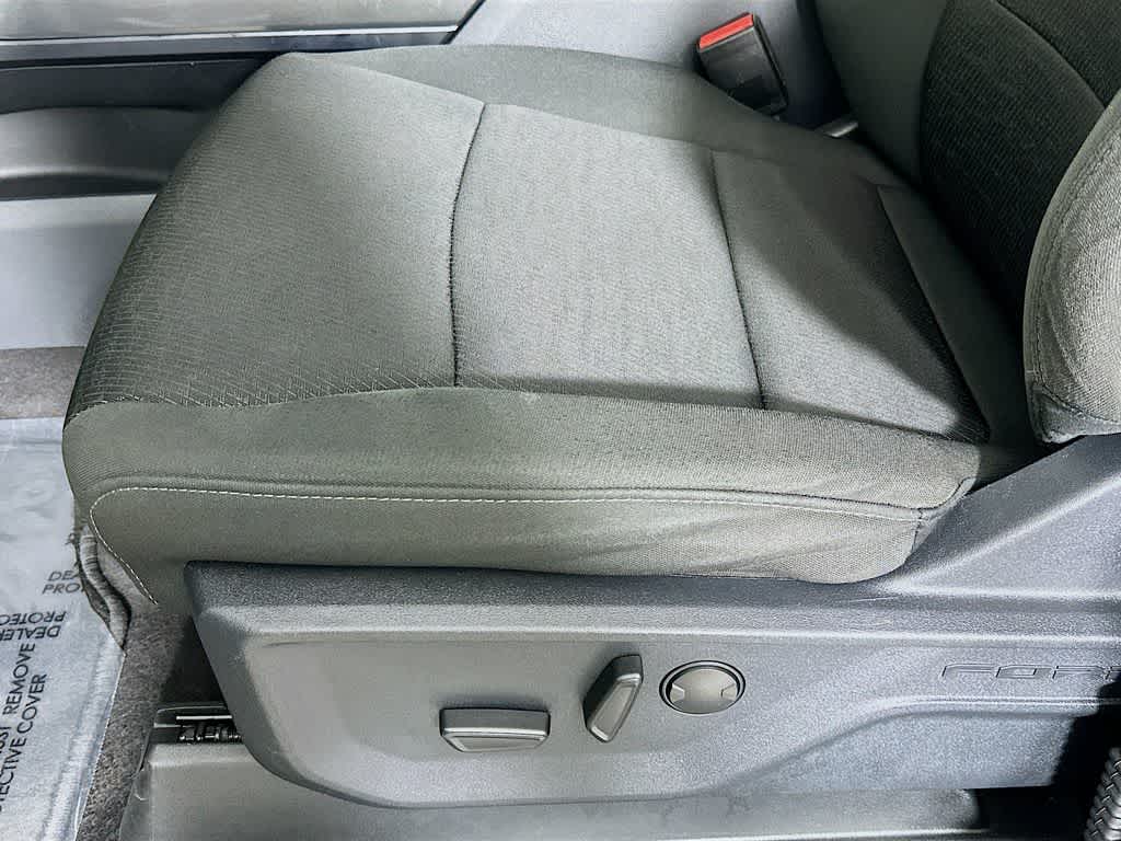 2023 Ford F-150 Base