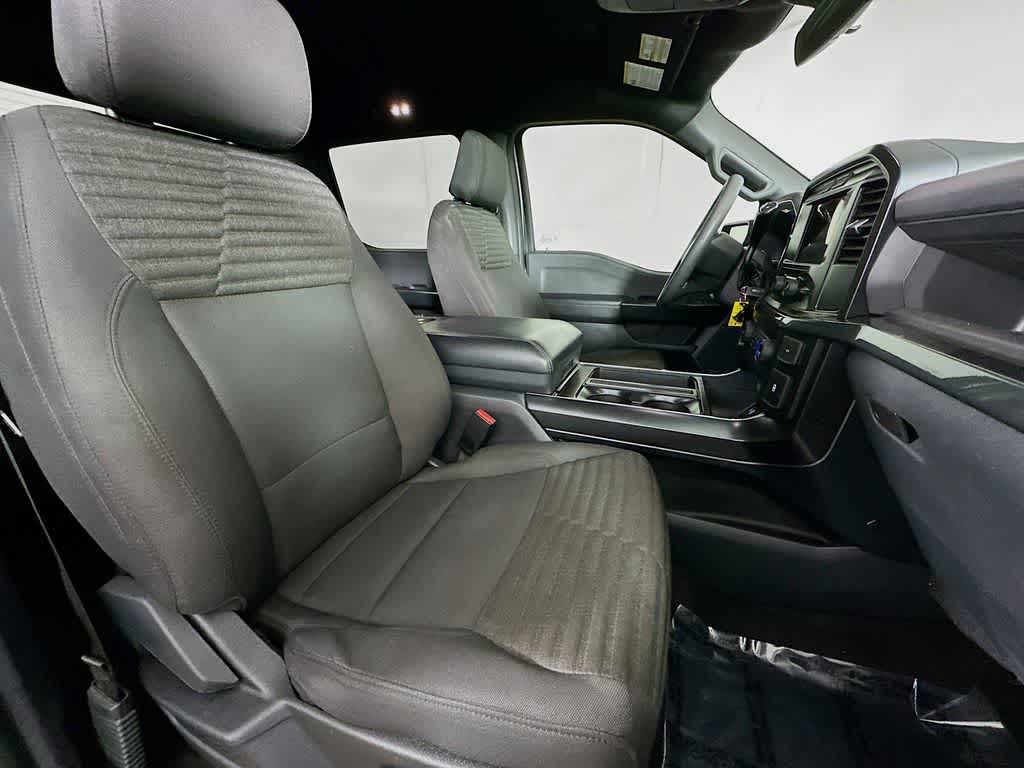 2022 Ford F-150 Base