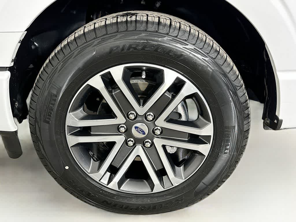 2023 Ford F-150 Base