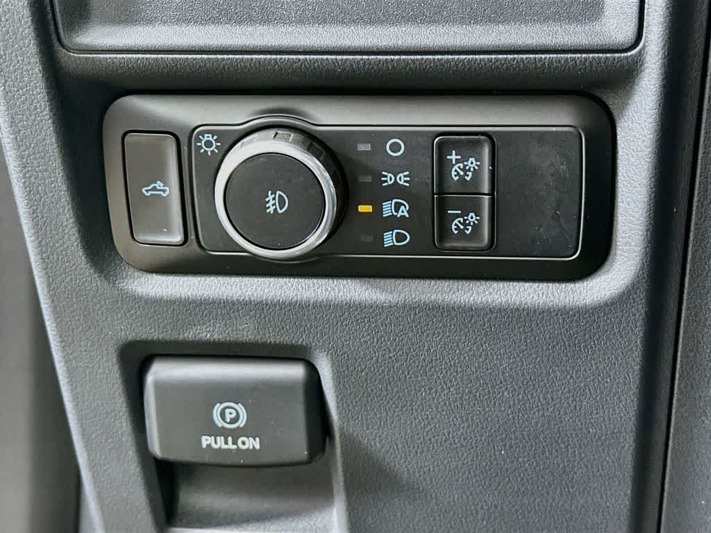 2023 Ford F-150 Base