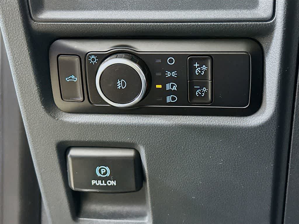 2023 Ford F-150 Base