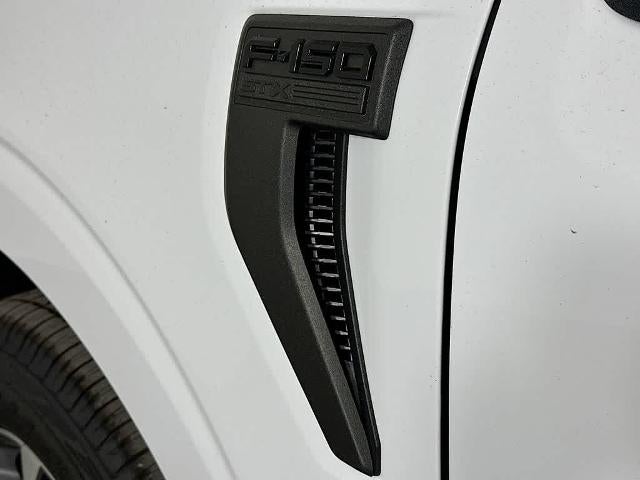 2023 Ford F-150 Base