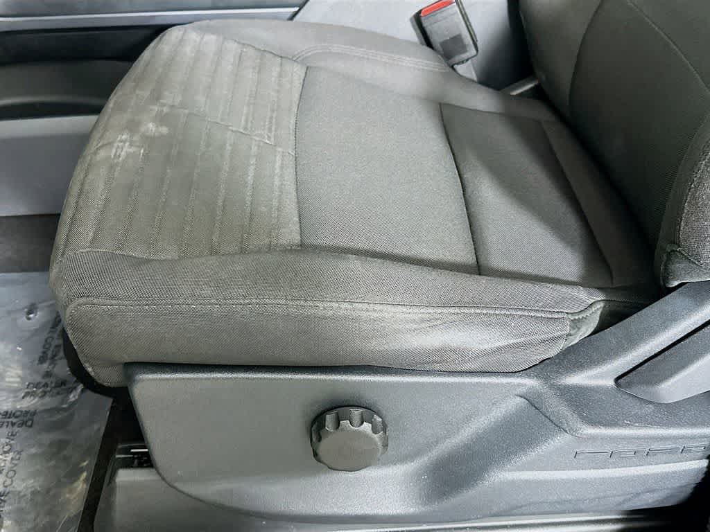 2023 Ford F-150 Base