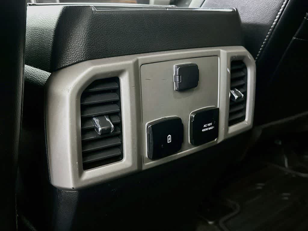 Ford F-150 LARIAT 2020