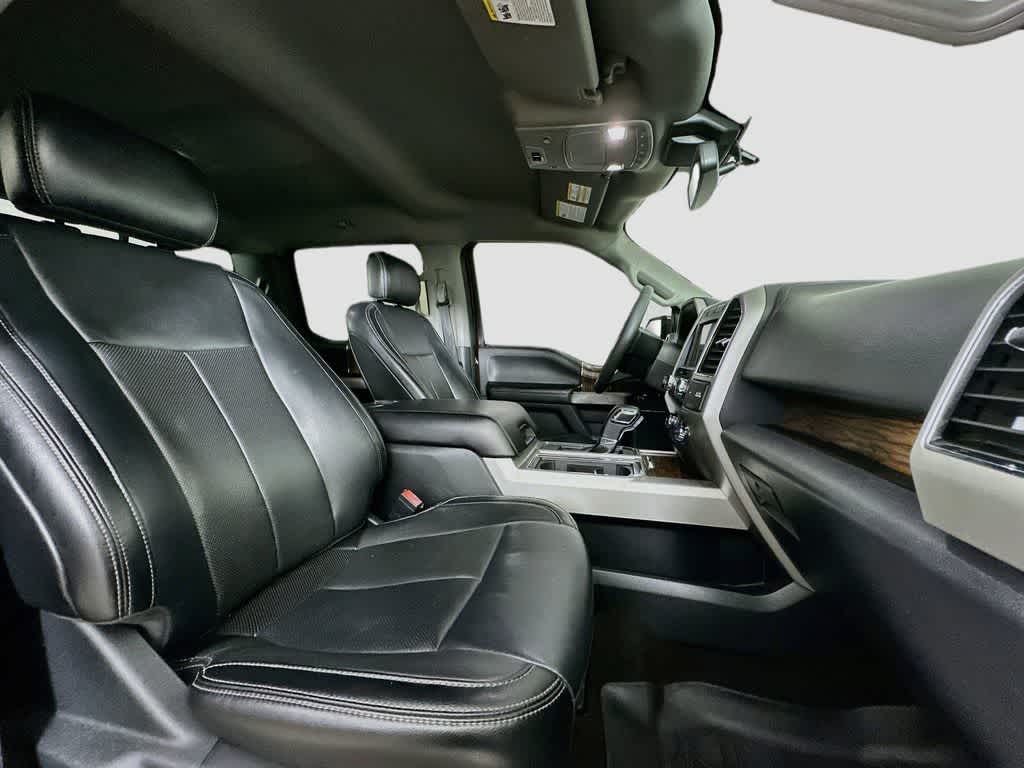 Ford F-150 LARIAT 2020