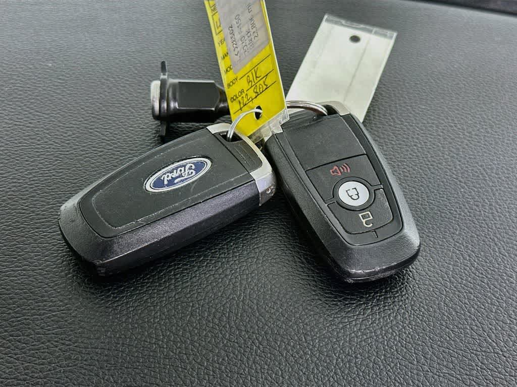 Ford F-150 LARIAT 2020