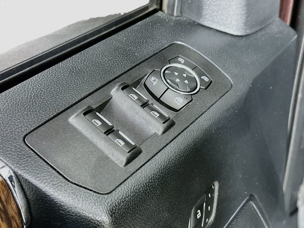 Ford F-150 LARIAT 2020