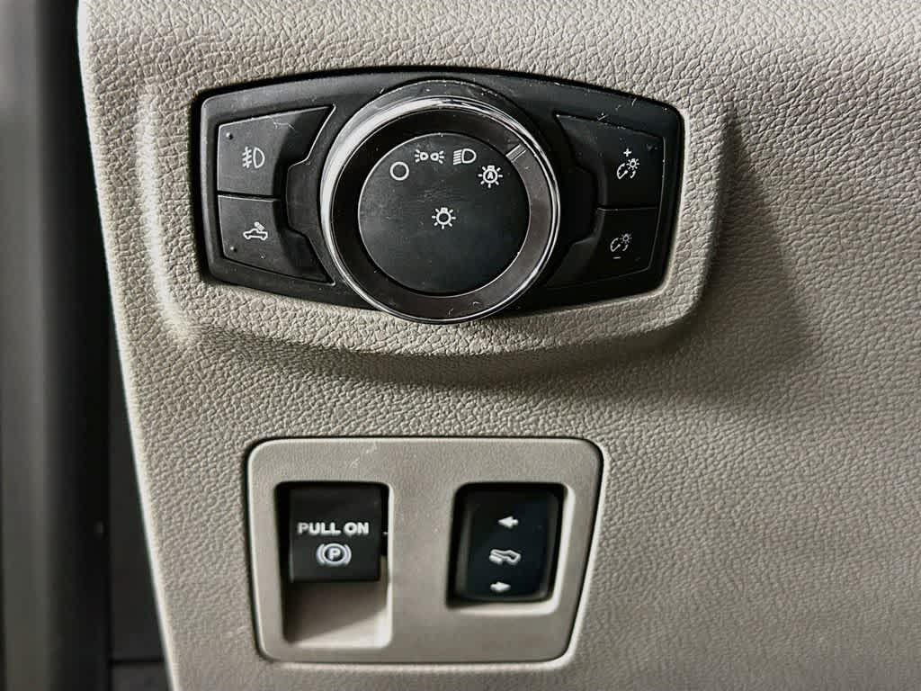 Ford F-150 XLT 2018