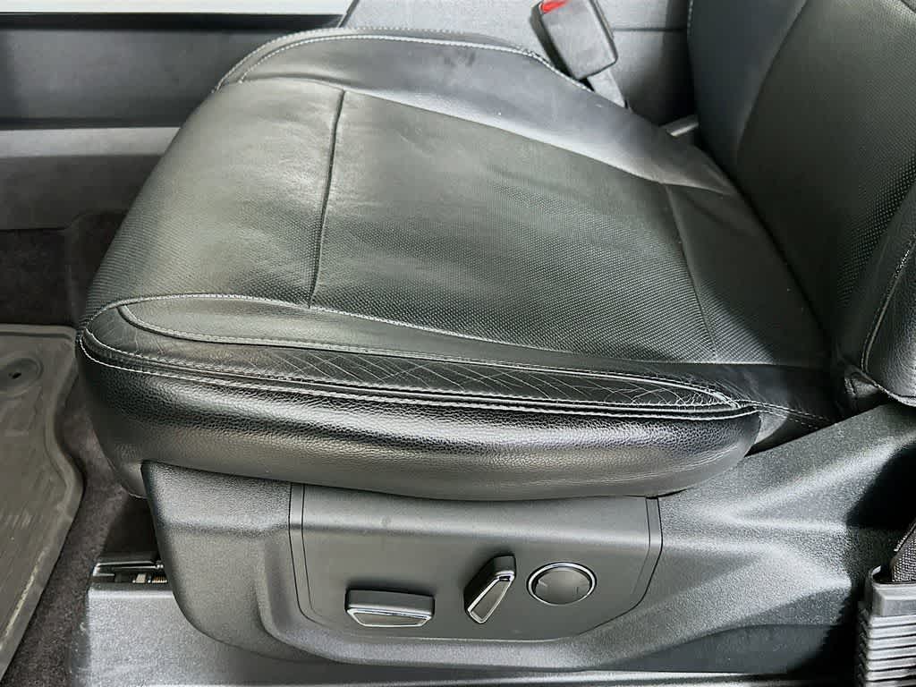 Ford F-150 Lariat 2015