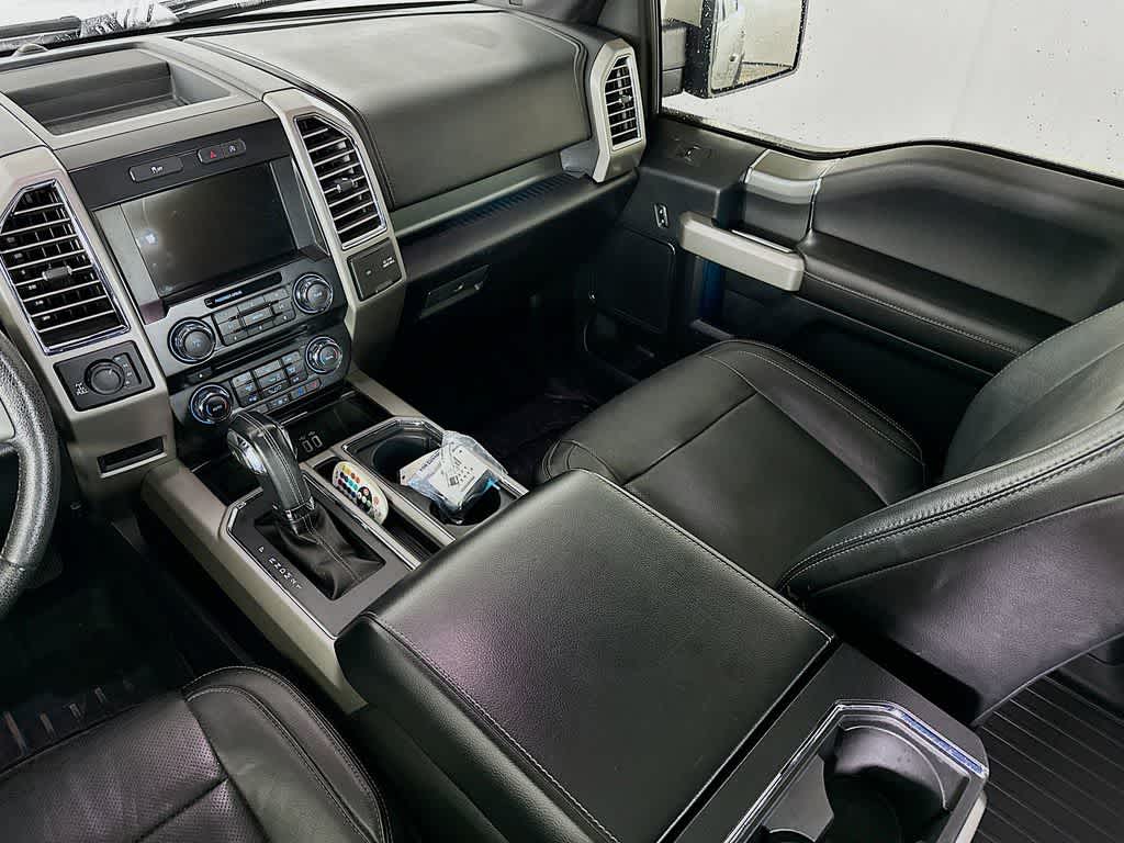 Ford F-150 Lariat 2016