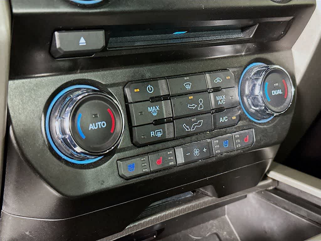 Ford F-150 Lariat 2016