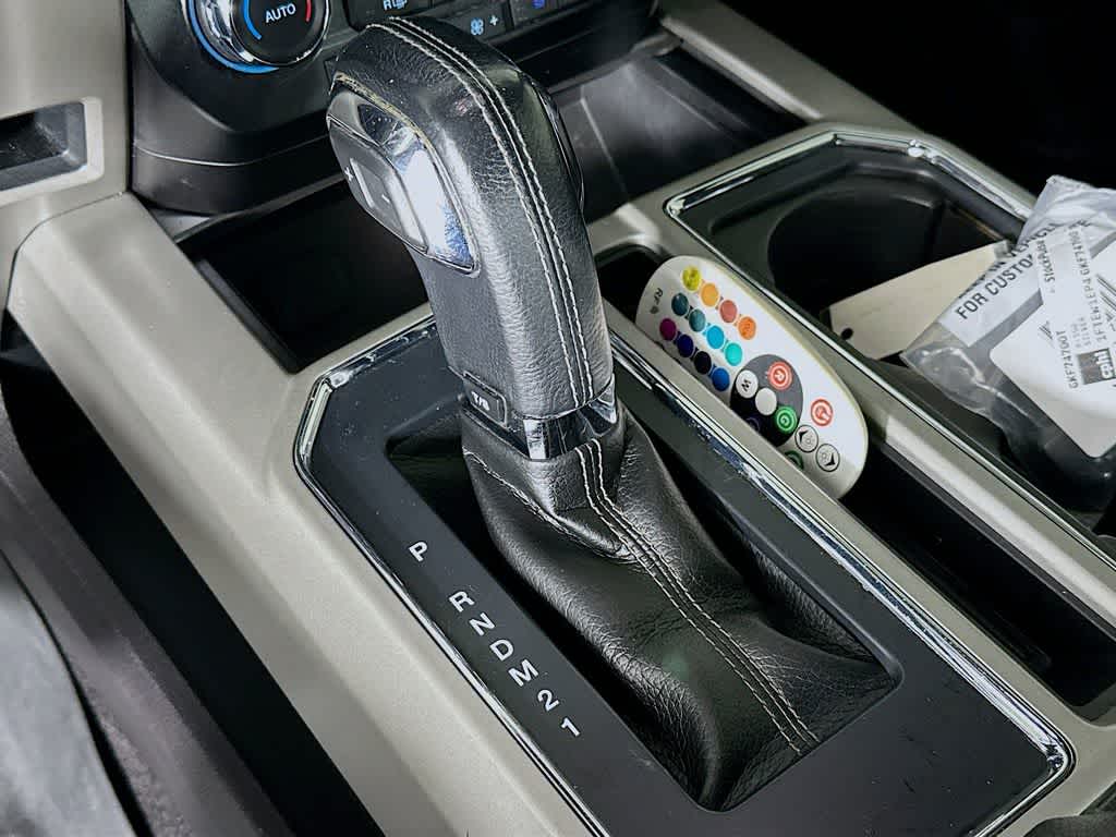 Ford F-150 Lariat 2016