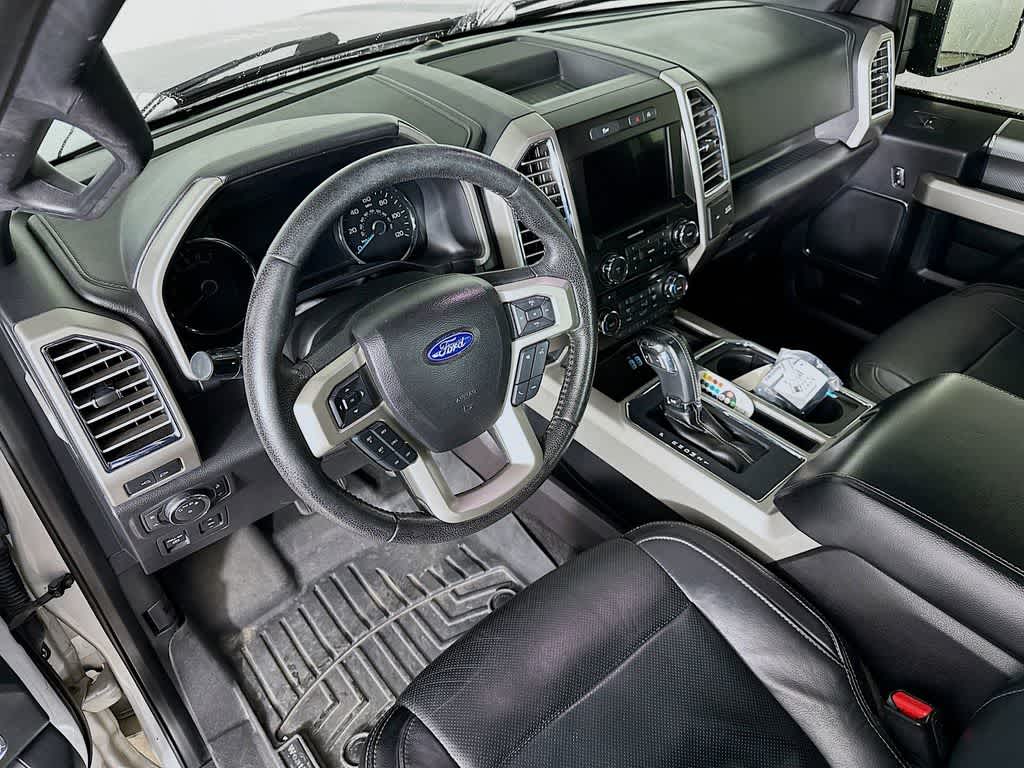 Ford F-150 Lariat 2016