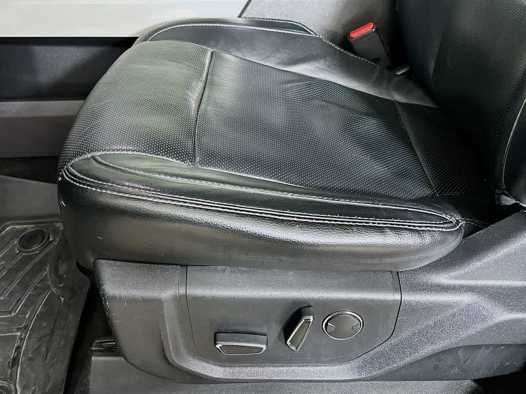 Ford F-150 Lariat 2016