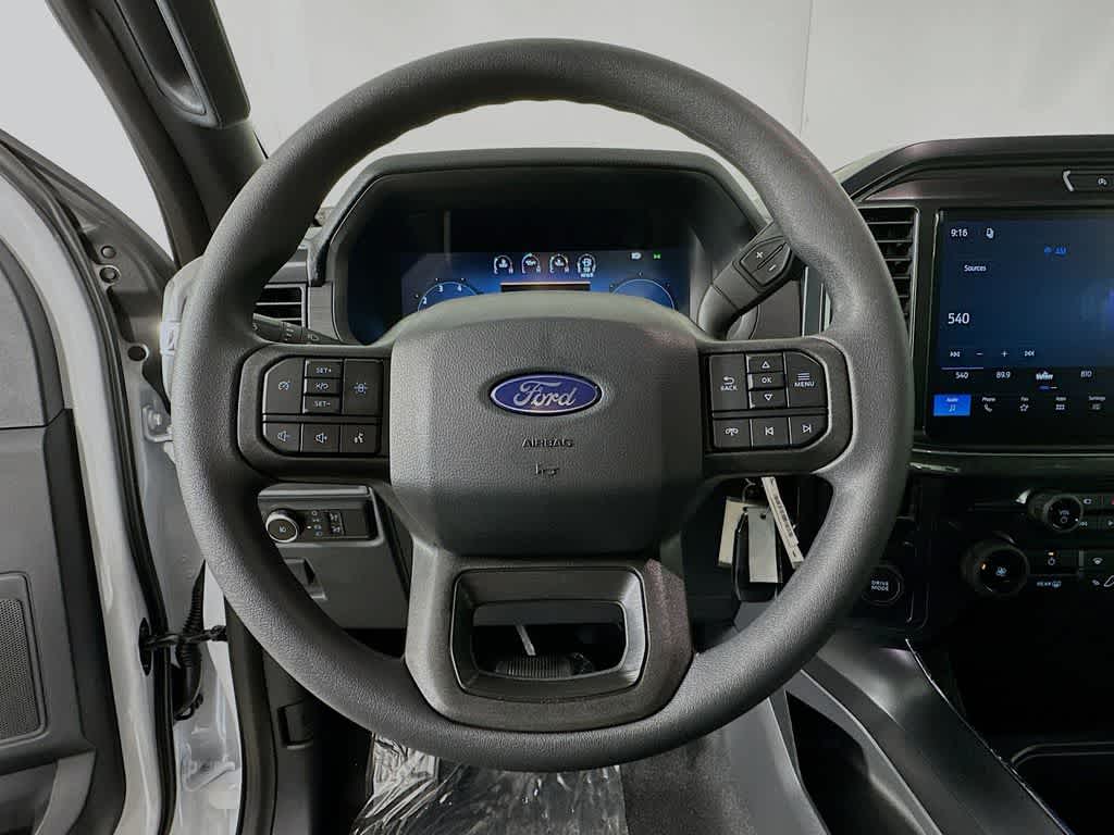 Ford F-150 STX 2026