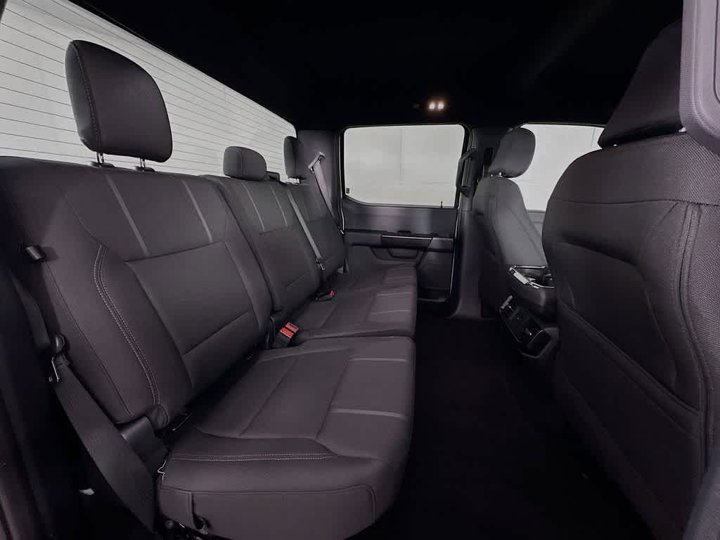 Ford F-150 STX 2026