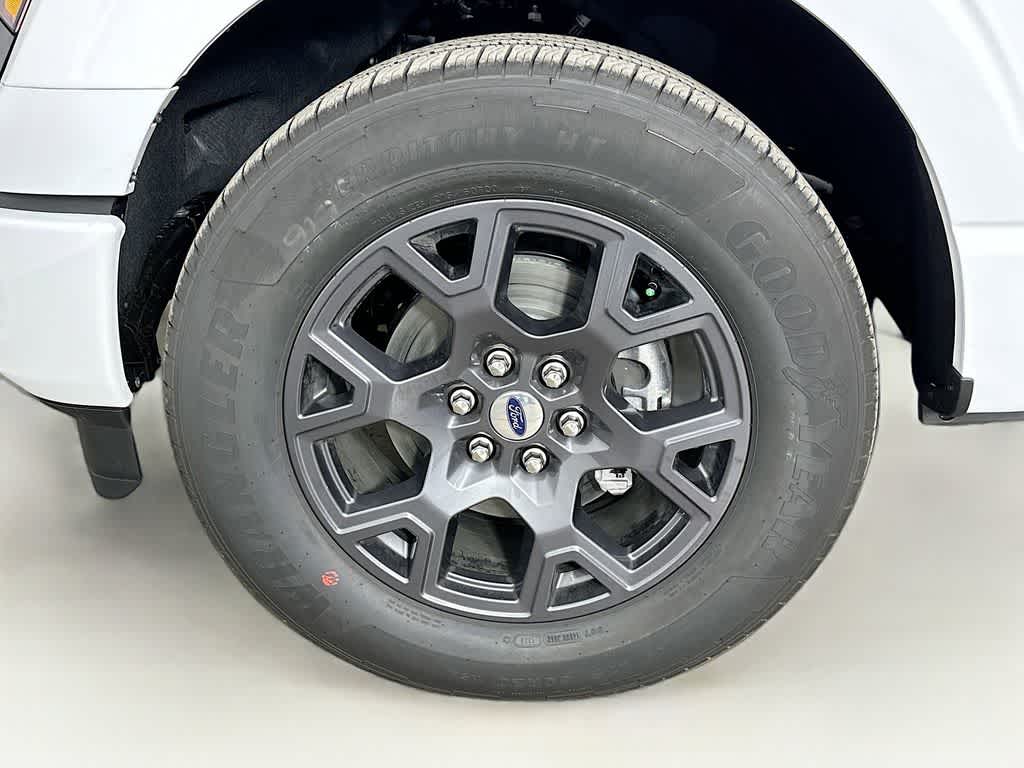 Ford F-150 STX 2026