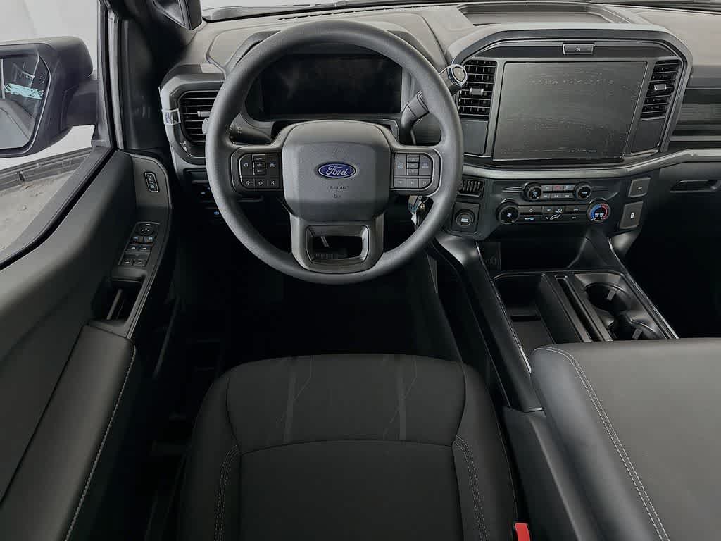 Ford F-150 STX 2026