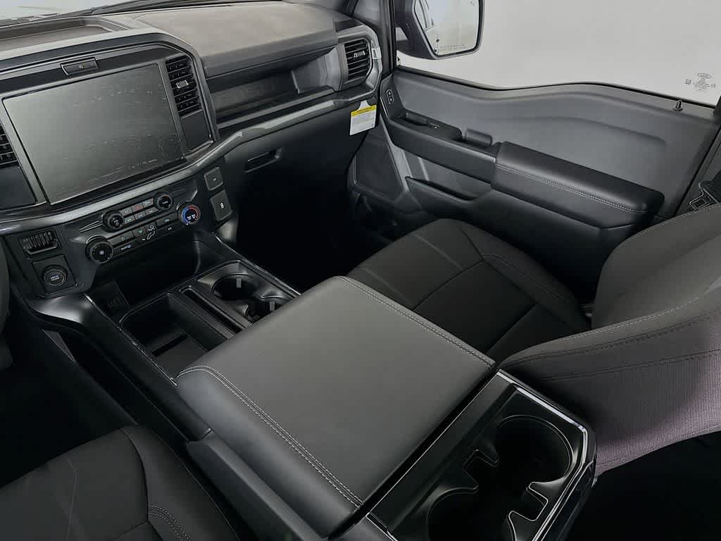 Ford F-150 STX 2026