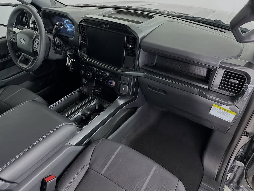 Ford F-150 STX 2026