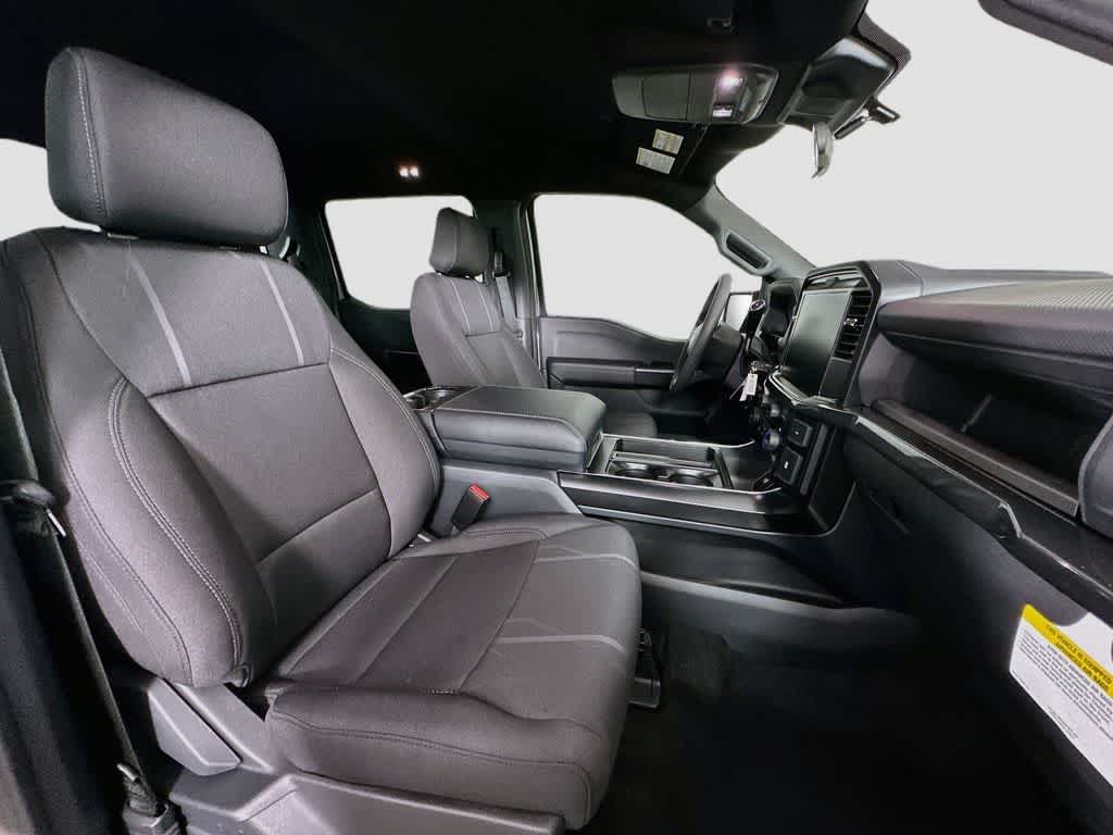 Ford F-150 STX 2026