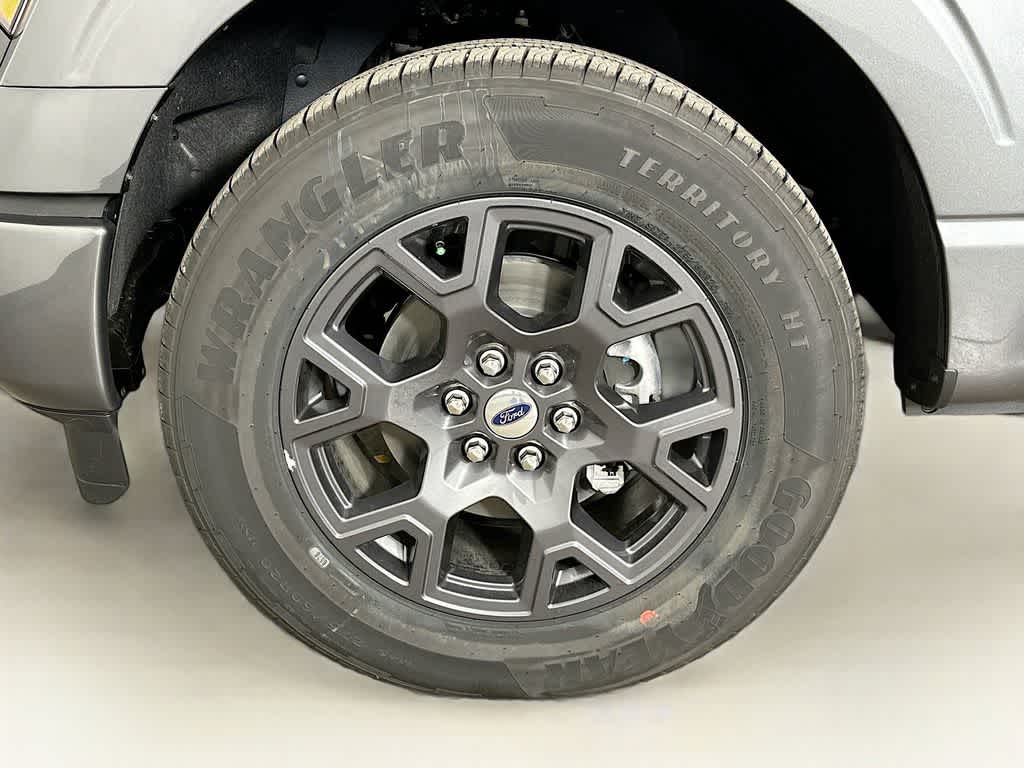 Ford F-150 STX 2026