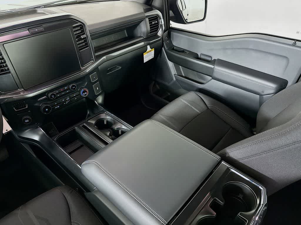 Ford F-150 STX 2026