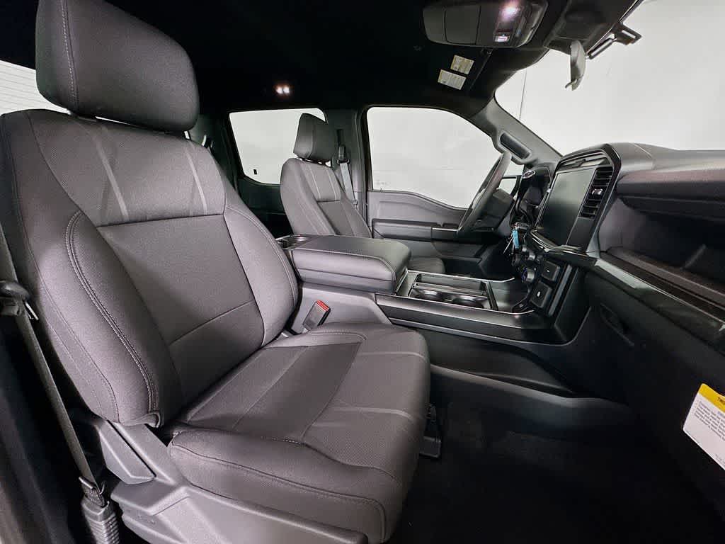 Ford F-150 STX 2026