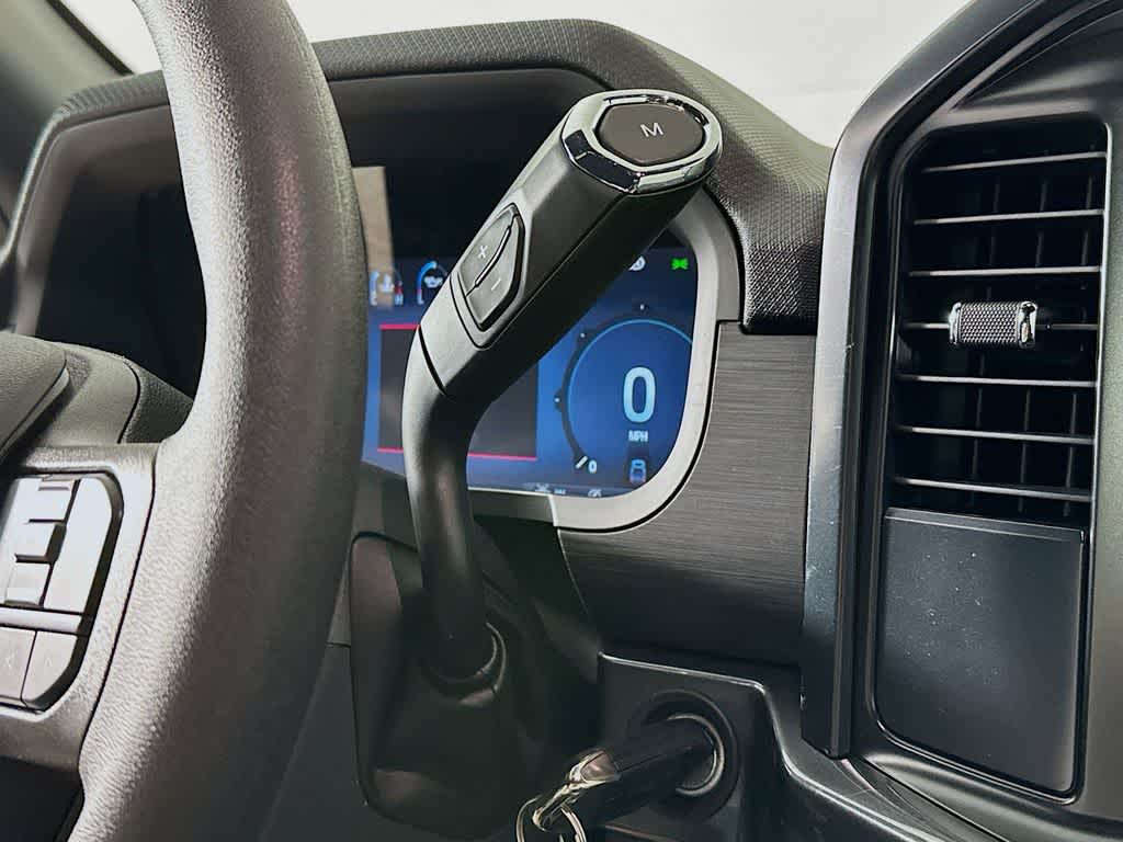 Ford F-150 STX 2026