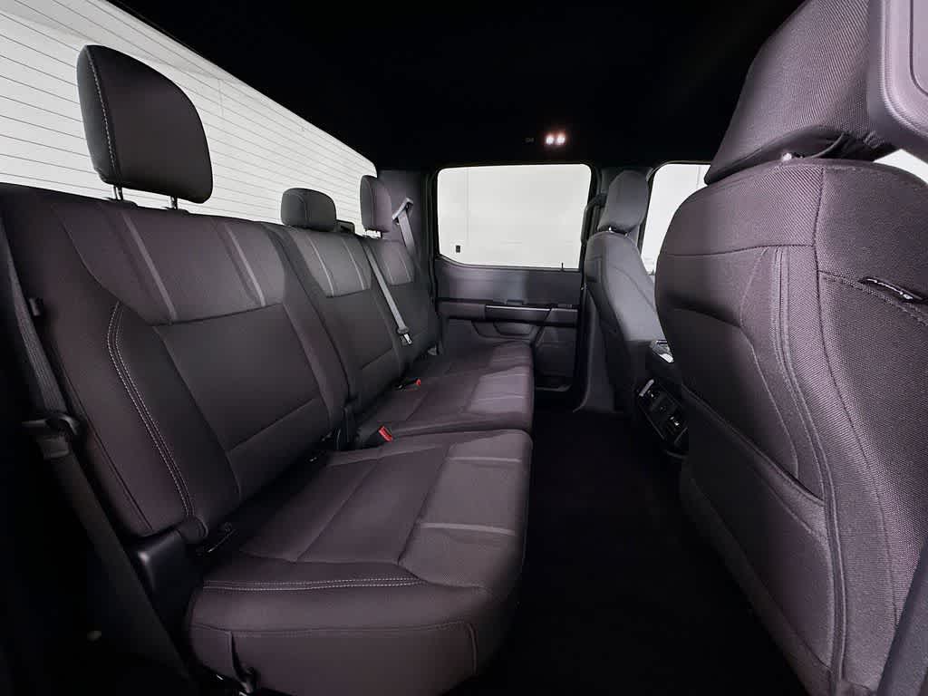 Ford F-150 STX 2026