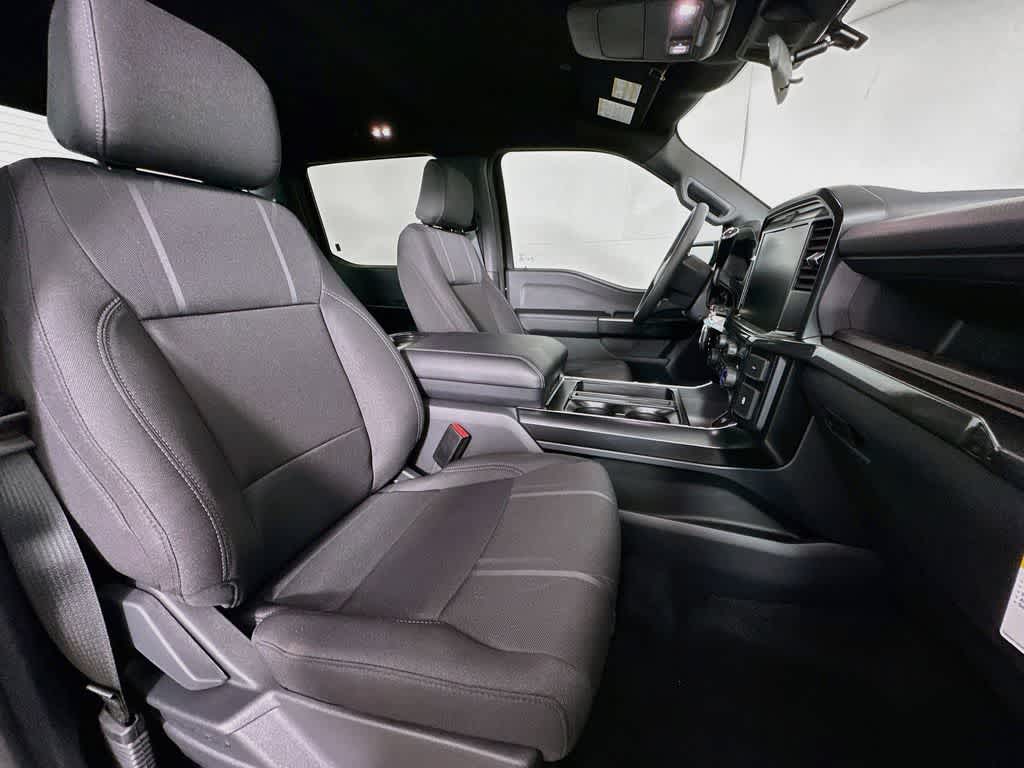 Ford F-150 STX 2026