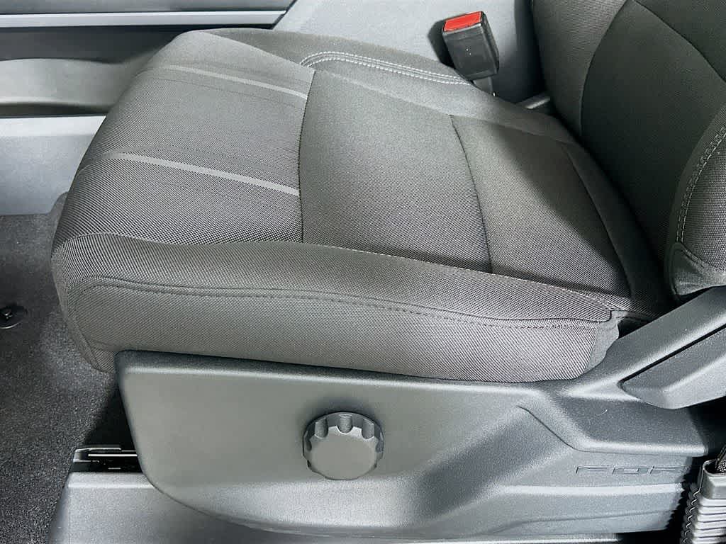 Ford F-150 STX 2026