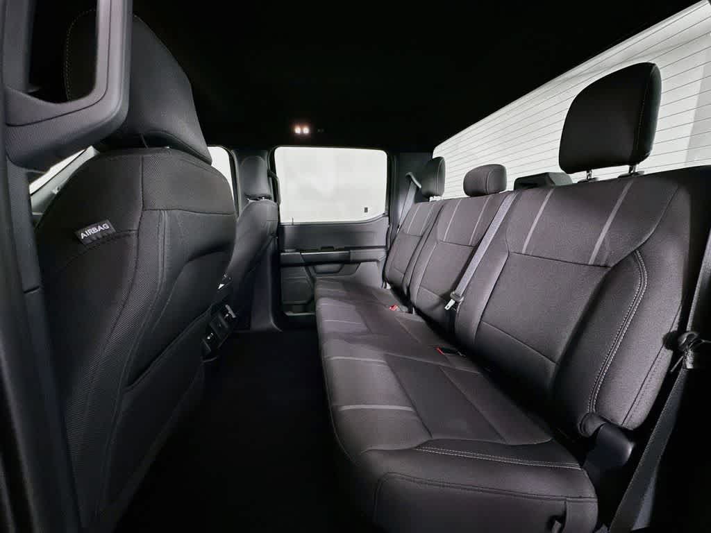 Ford F-150 STX 2026