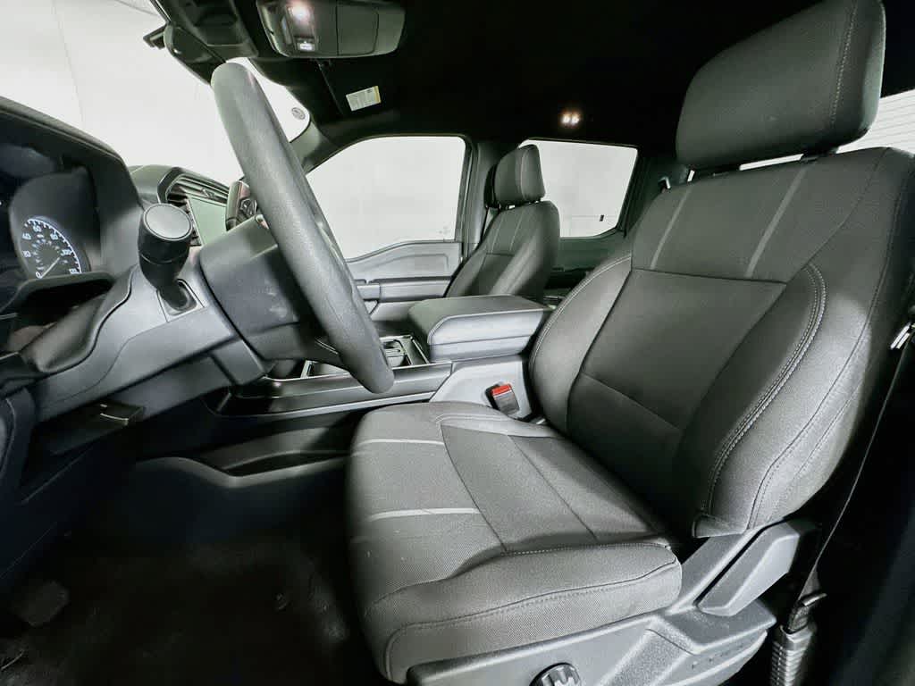 Ford F-150 STX 2026